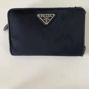 PRADA authentic wallet